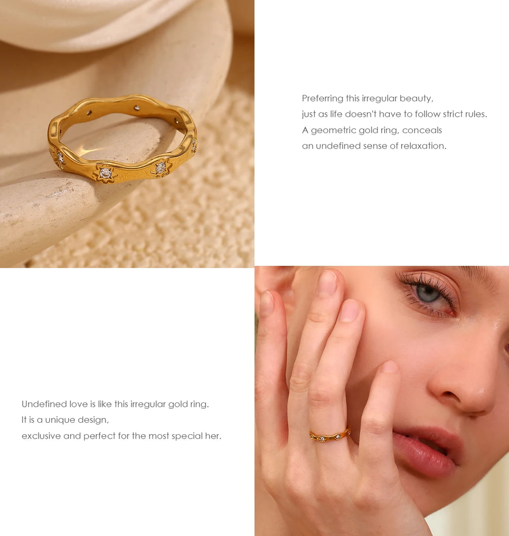 Stardust Golden Wave Ring