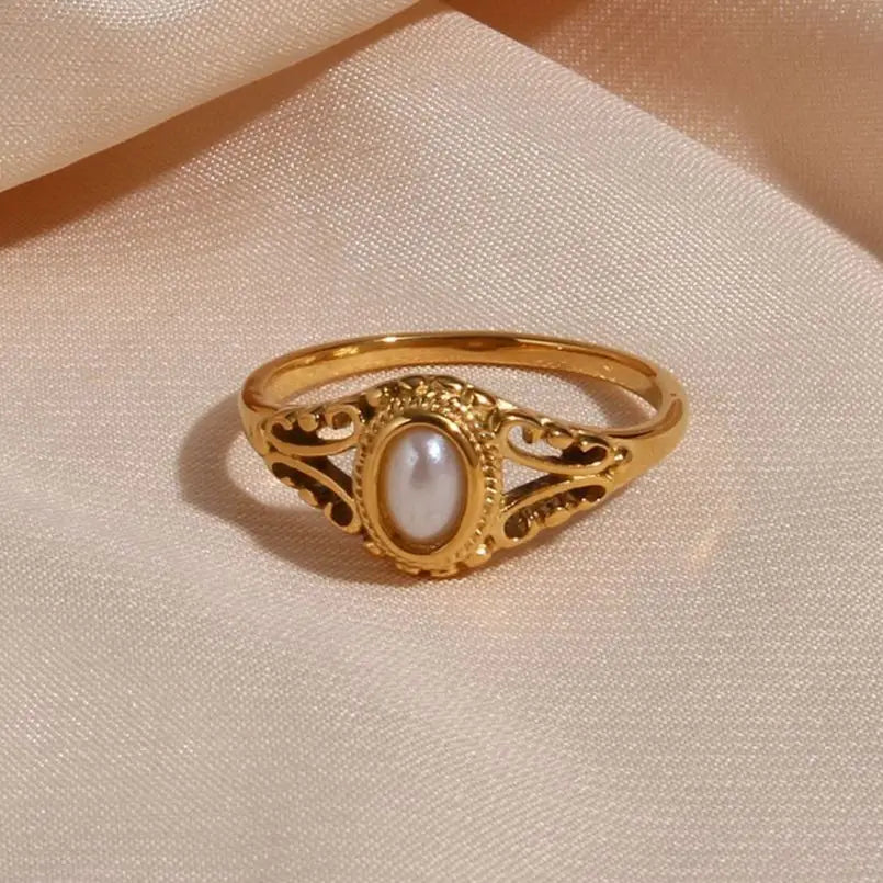 Pearl Aurelia Ring