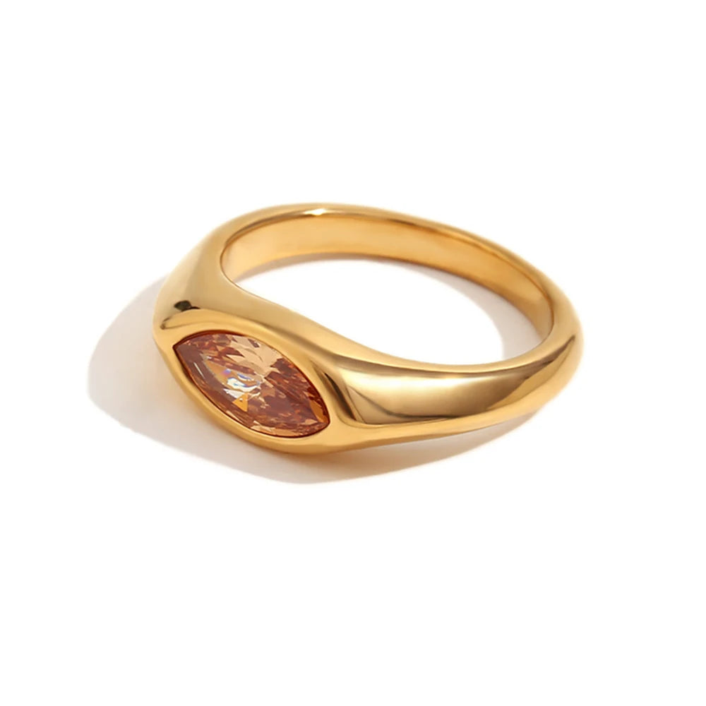Marquise 18k gold signet ring