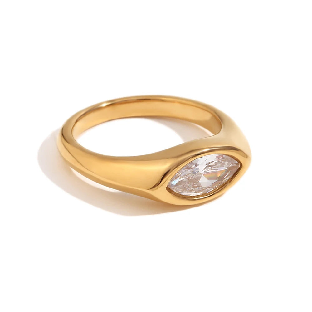Marquise 18k gold signet ring